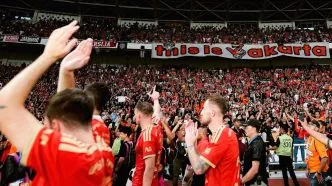 Persija Menang Dramatis 2 1 atas Persib, Jakmania Tumpah Ruah di Sekitar GBK