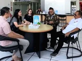 Puluhan Konsumen Adukan Dugaan Penipuan Sales Wuling Surabaya ke Cak Ji