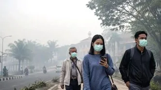 Ilustrasi warga samarinda beraktifitas ditengah kabut asap
