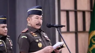 Jaksa agung diminta mundur