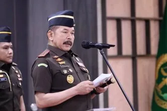 Jaksa agung diminta mundur