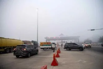 Kabut asap ganggu jarak pandang tol palembang prabumulih ditutup