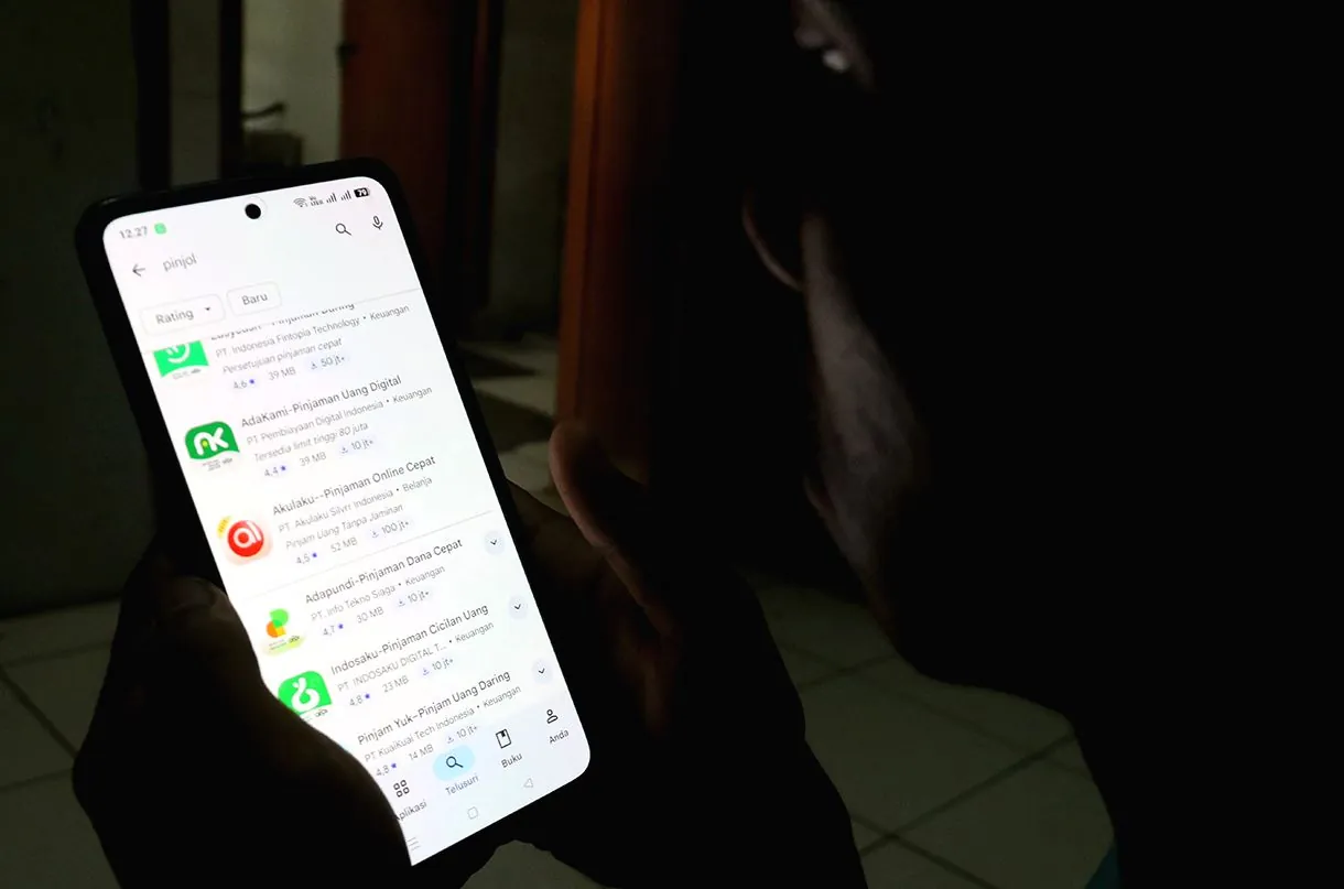 OJK Catat Pembiayaan Pinjol Tumbuh 24 Persen Capai Angka 105 Triliun Pada 2026 Utang pinjol masyarakat capai rp102 triliun